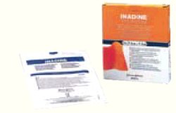 MEDICAZIONE NON ADERENTE ALLO IODIO-POVIDONE INADINE MISURA 9,5X9,5 10 PEZZI - Farmamood